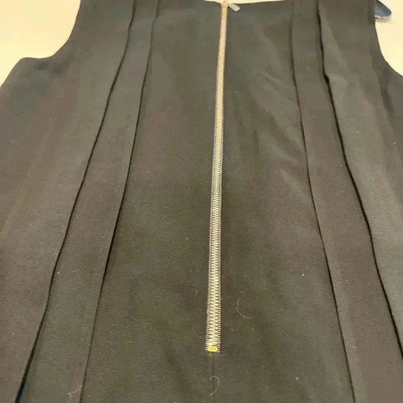 Lafayette 148 black pleated sleeveless dress with gold accent buttons size SP - Picture 12 of 13